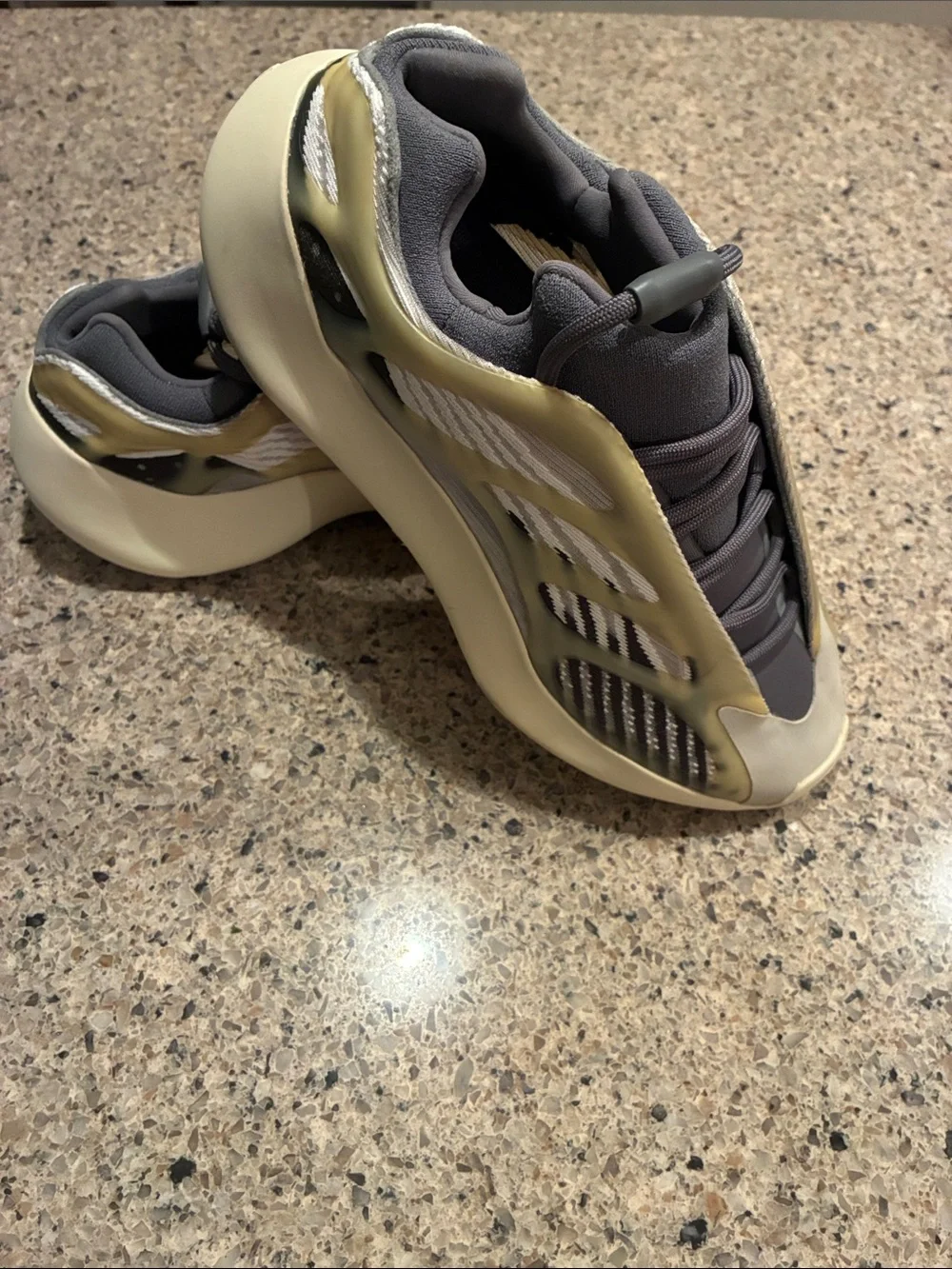 Yeezy men’s 2022